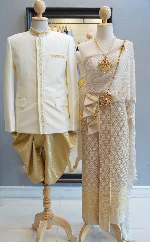 ชุดไทยเจ้าสาว ชุดไทยจักรพรรดิ์ เช่าที่แบมบี้ เวดดิ้ง ห้วยขวาง